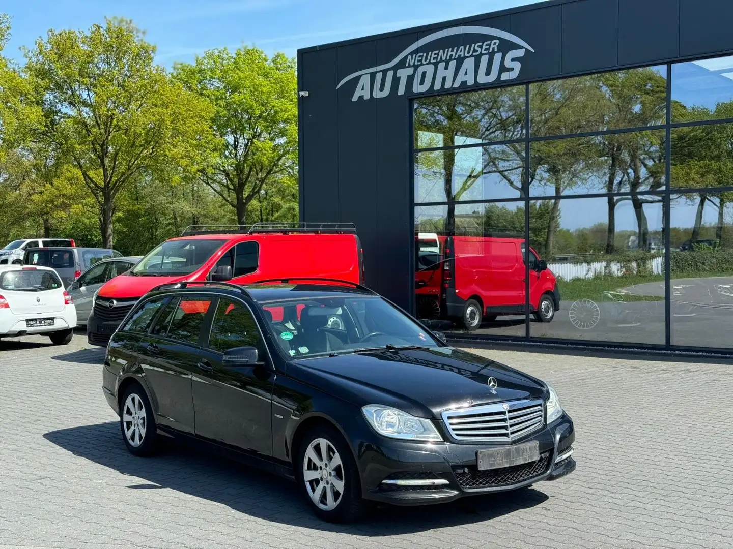 Mercedes-Benz C 220 C -Klasse C 220 T CDI BlueEfficienc Navi Czarny - 1