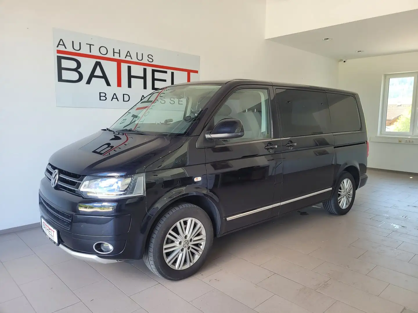 Volkswagen Transporter Comfortline KR BMT TDI Schwarz - 1