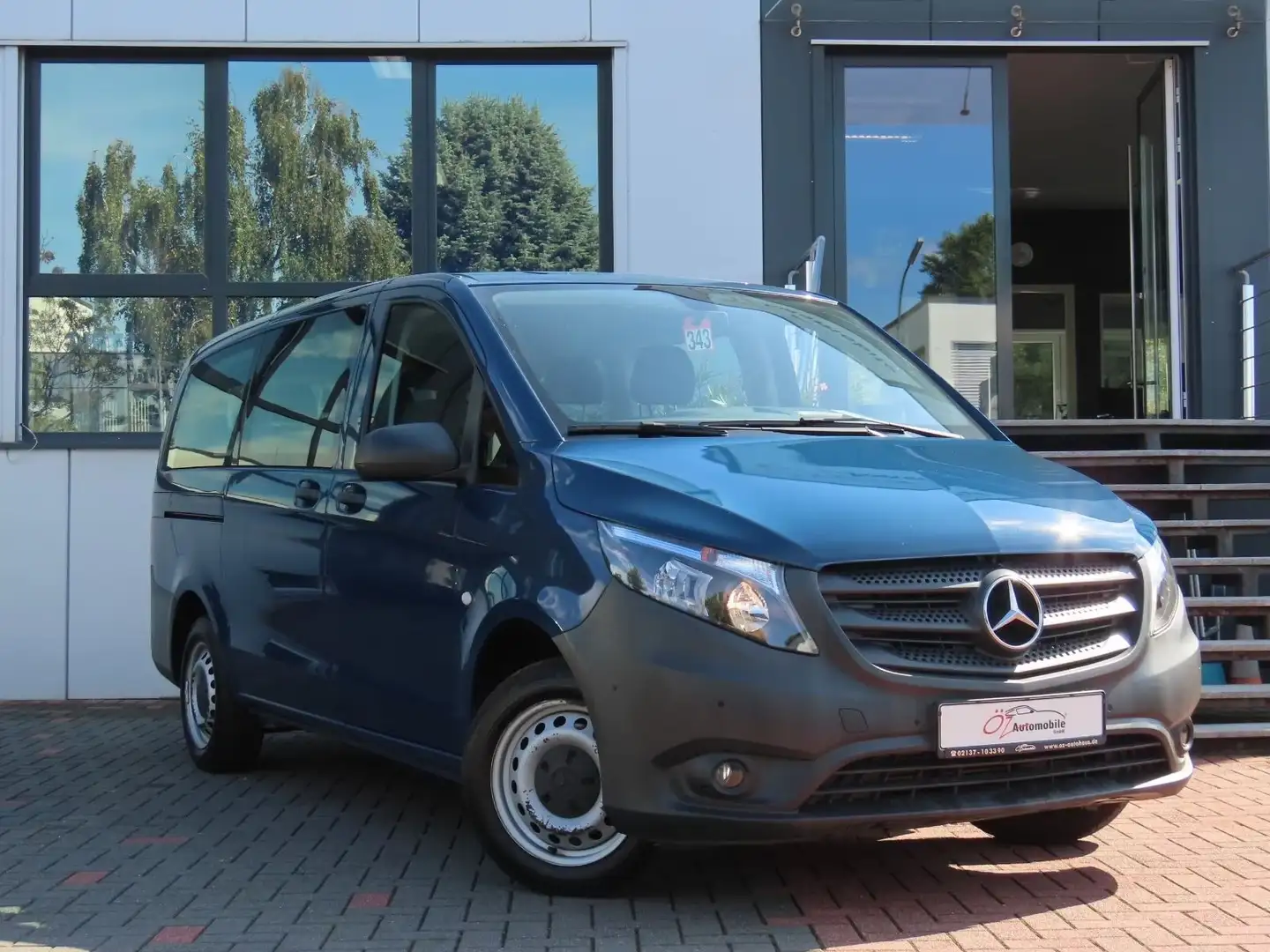 Mercedes-Benz Vito Tourer 114 CDI BT Klima Navigation 8-Sitze Bleu - 1