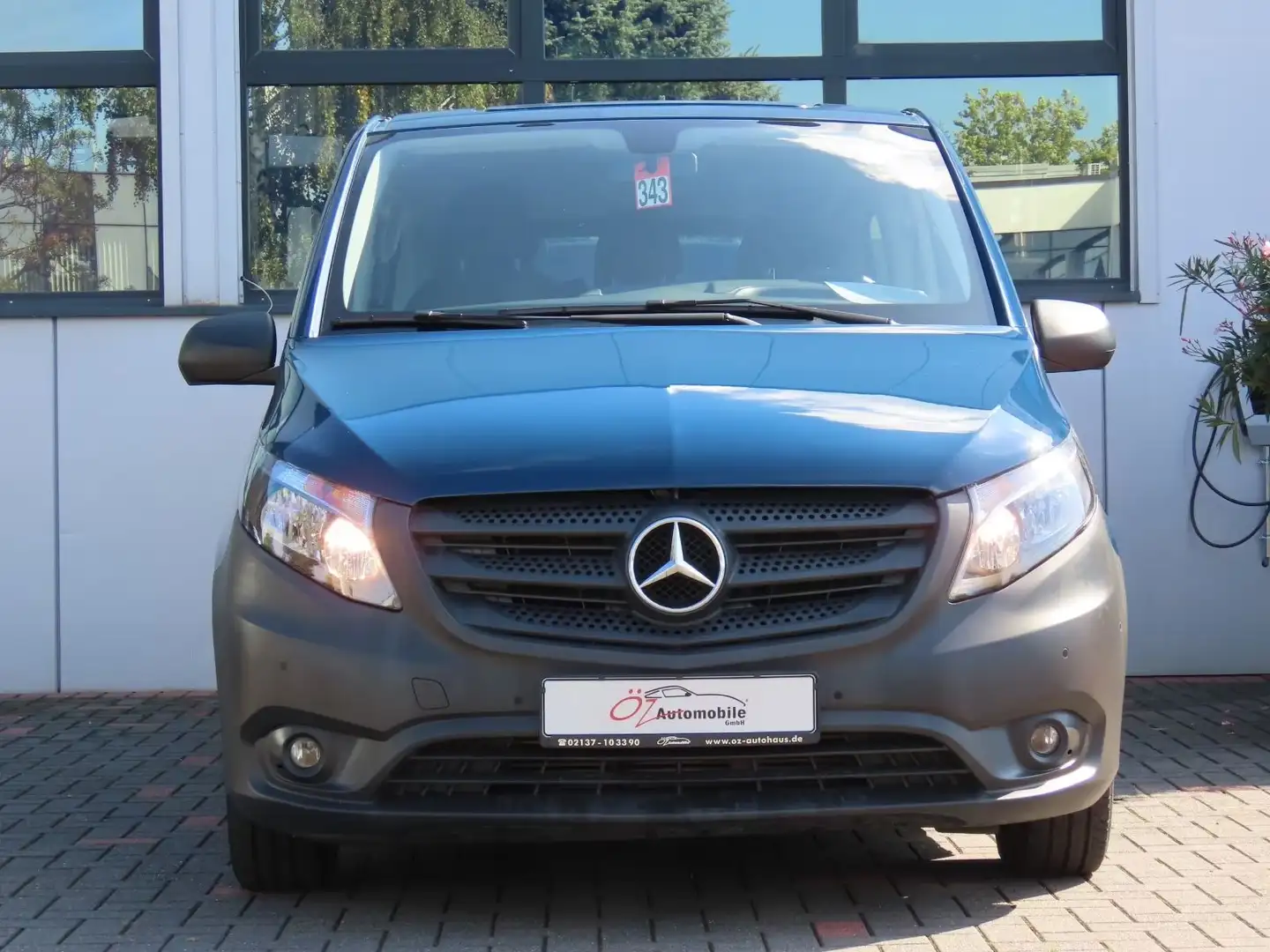 Mercedes-Benz Vito Tourer 114 CDI BT Klima Navigation 8-Sitze Bleu - 2