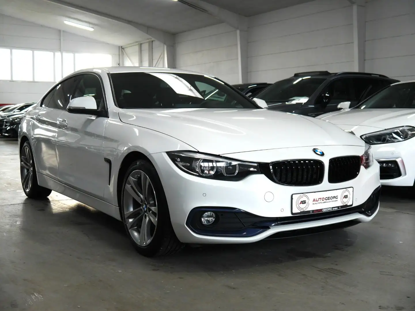 BMW 420 420dA GC Sport Line NAVI PROF LED KEYLESS 18"ALU bijela - 2