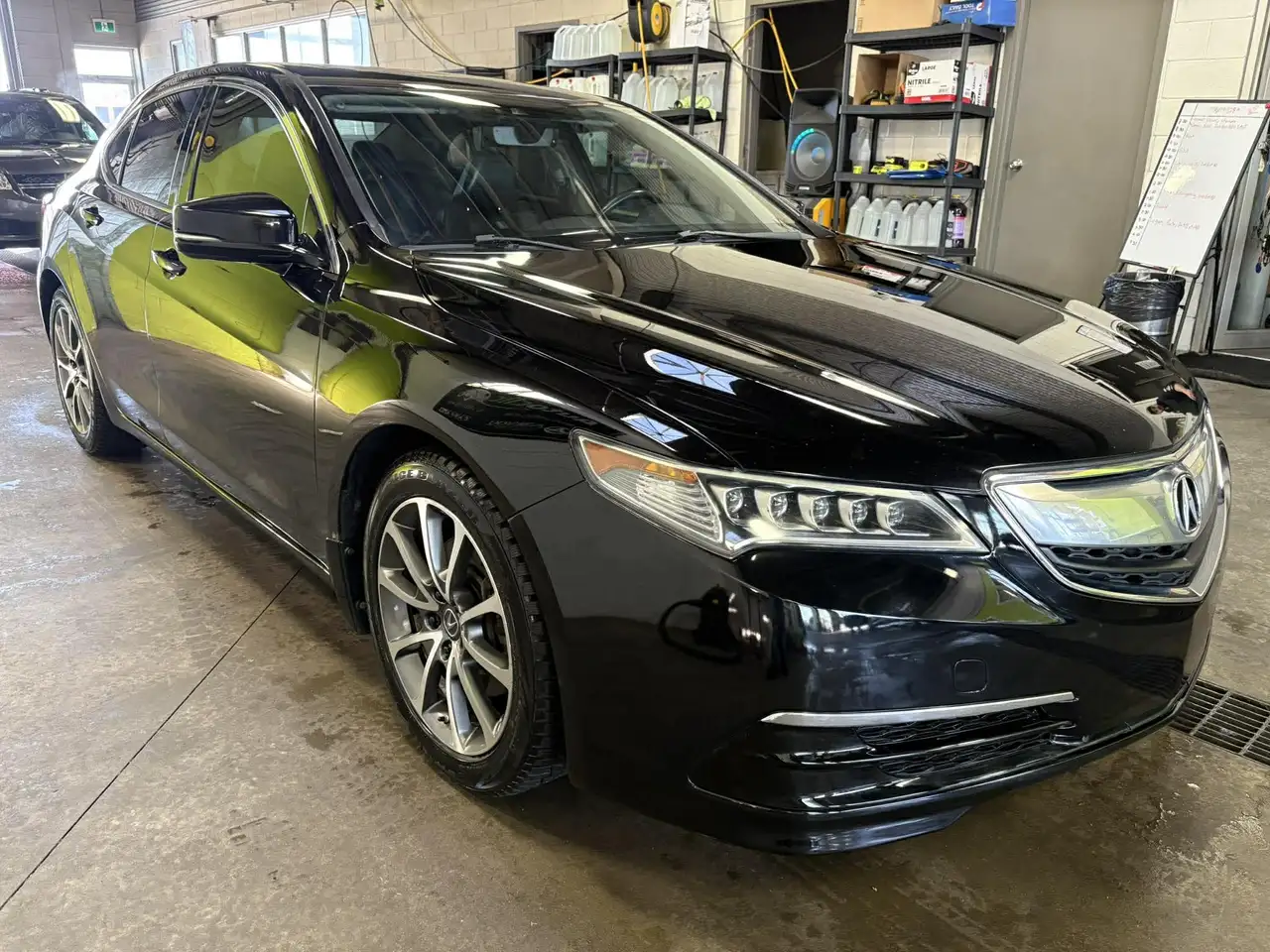 Acura TLX photo Acura TLX