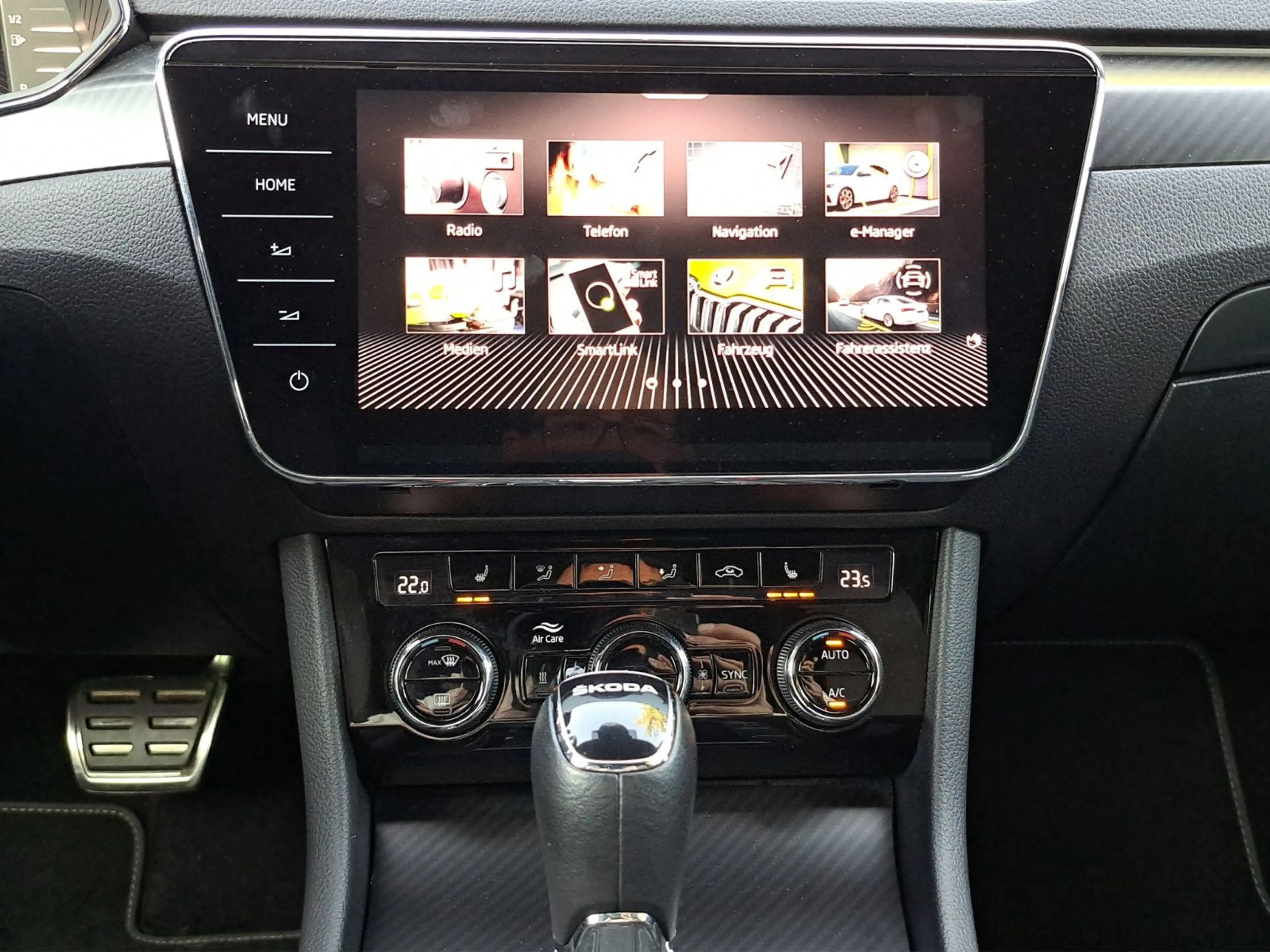 Skoda Superb Combi Sportline iV 1.4 TSI DSG AHK Standh — photo 15