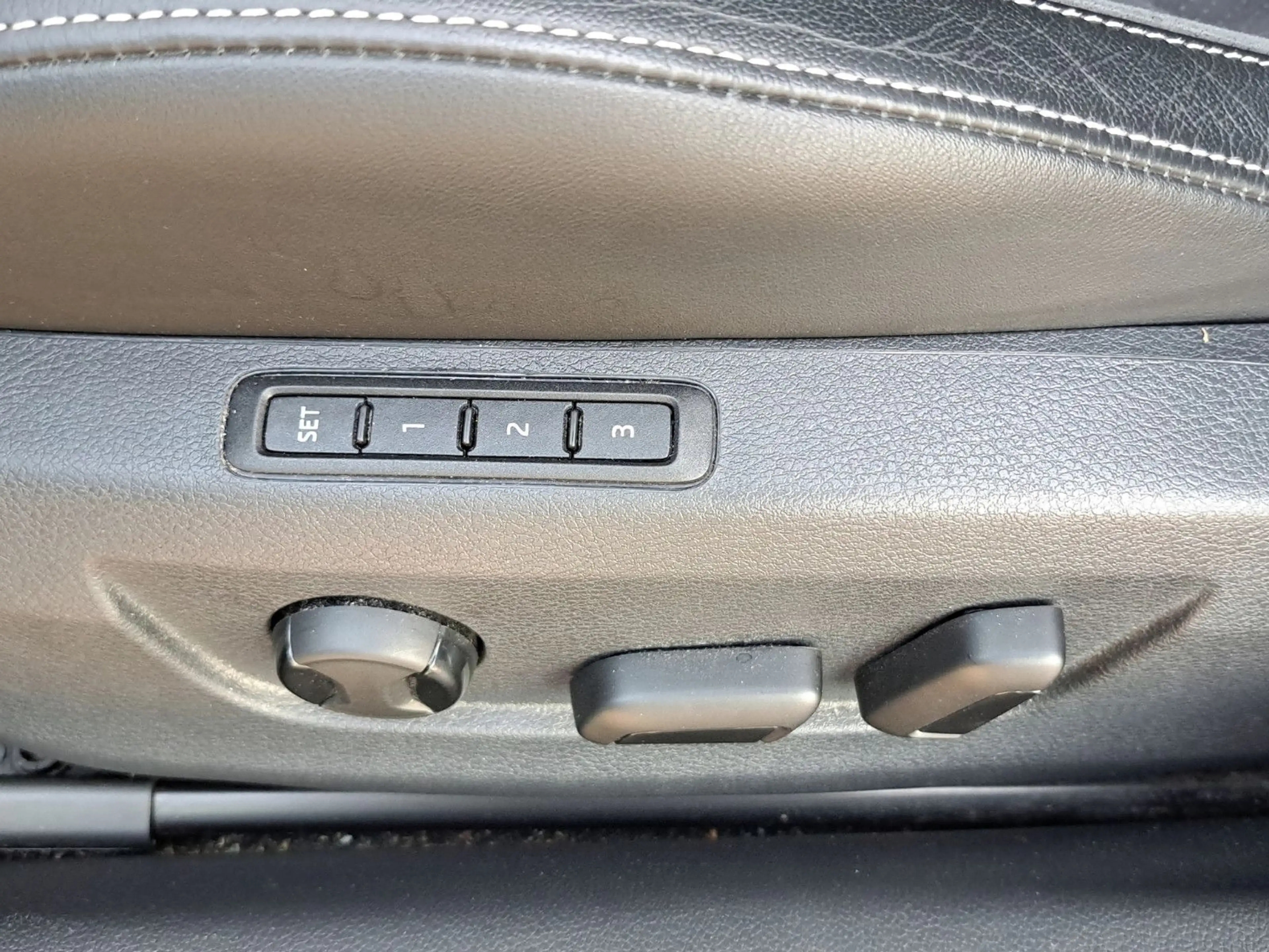 Skoda Superb Combi Sportline iV 1.4 TSI DSG AHK Standh — photo 16