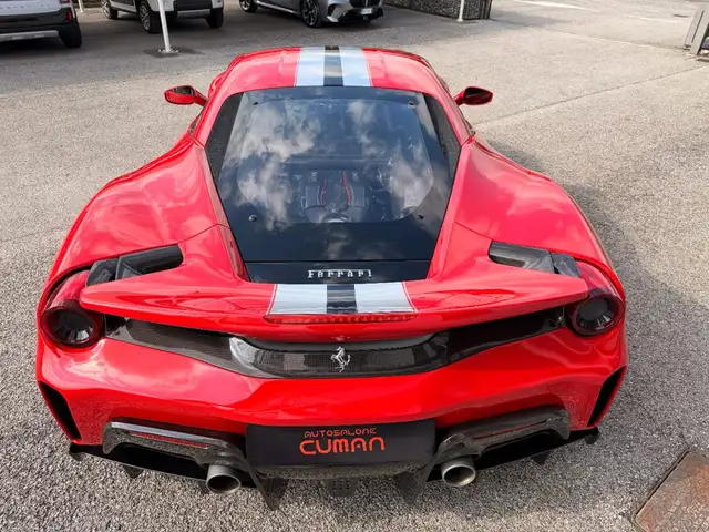 Ferrari 488 view 12