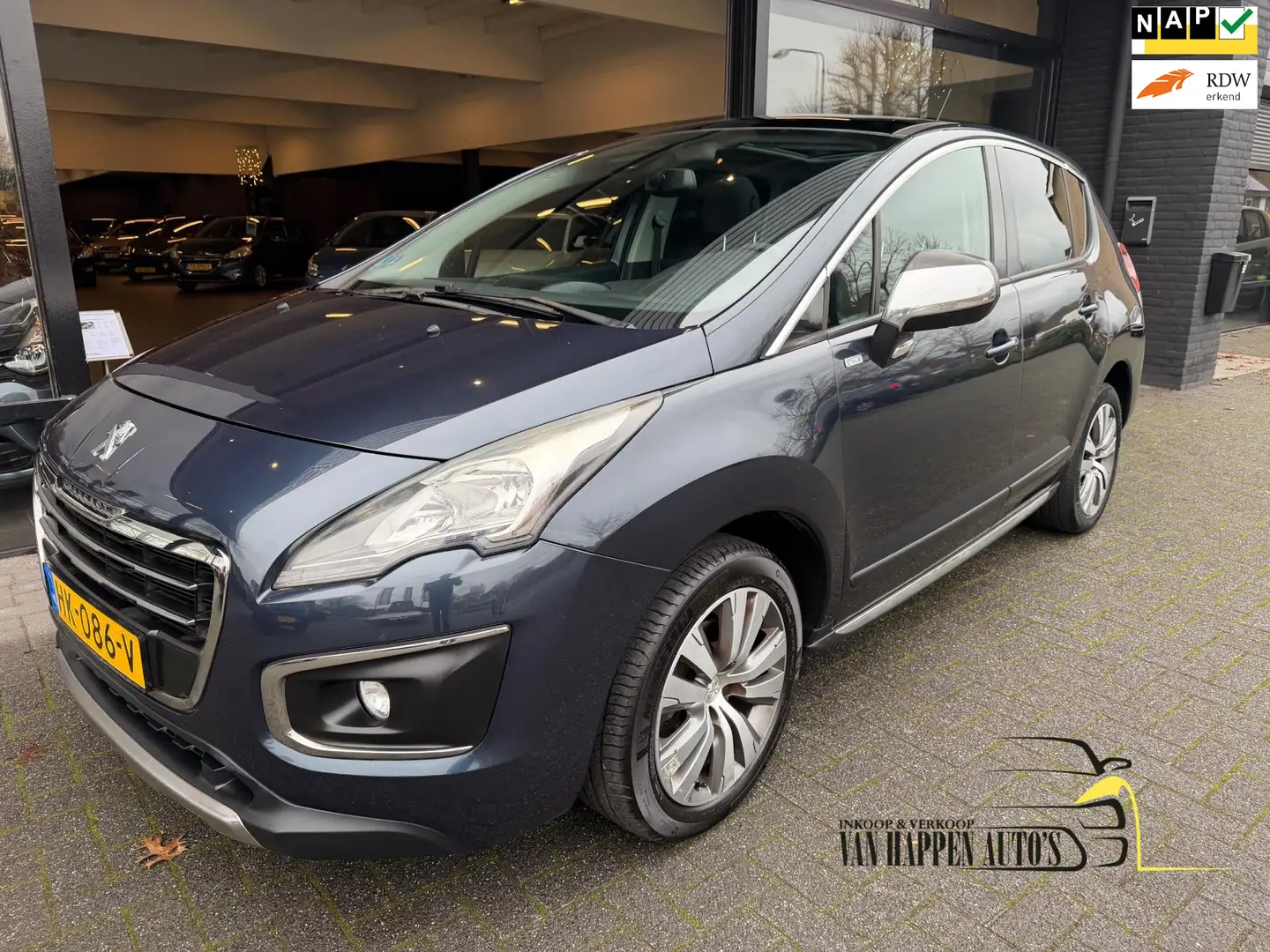 Peugeot 3008 1.2 PureTech Style / apk11-2026 Blau - 1