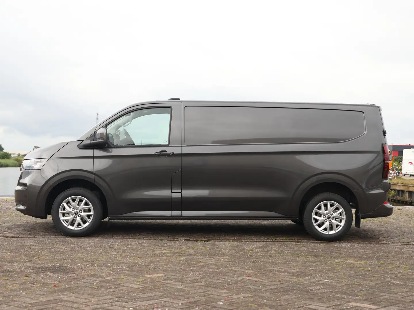 Volkswagen Transporter e-Transporter Style L2 160 kW (218 pk) 3500 mm | T Grijs - 2