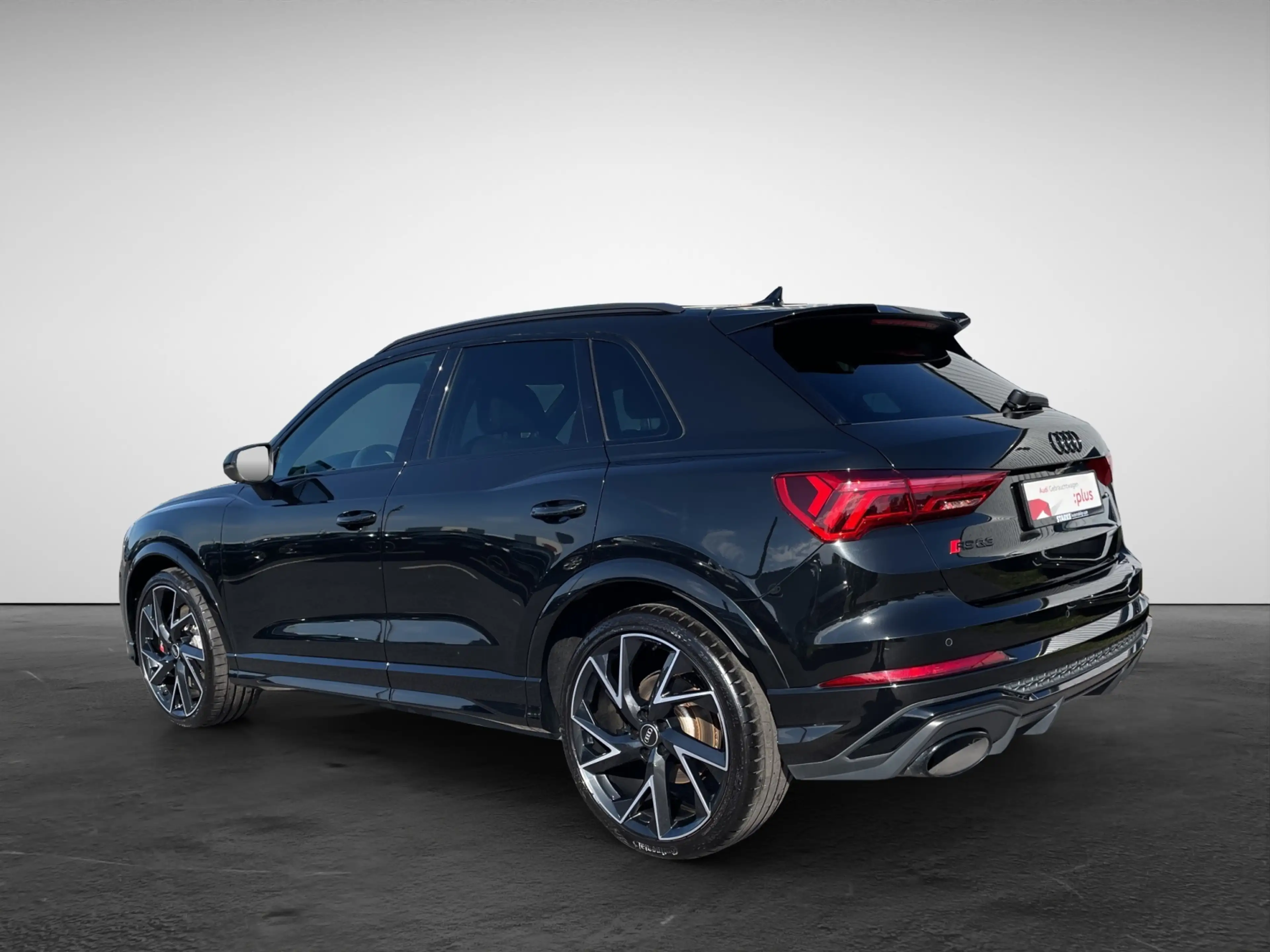 Audi RS Q3 2.5 TFSI S tronic quattro — photo 4