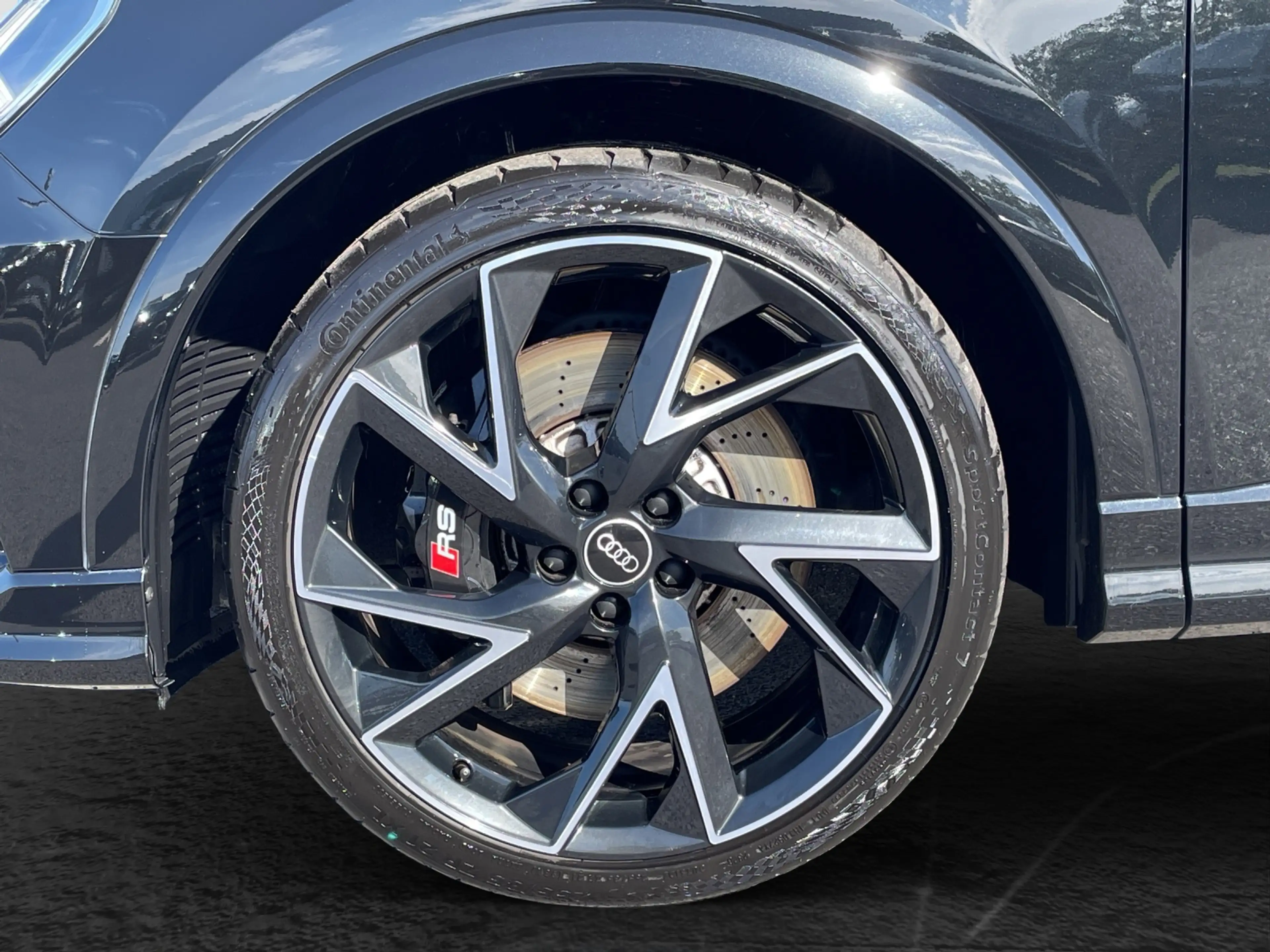 Audi RS Q3 2.5 TFSI S tronic quattro — photo 5