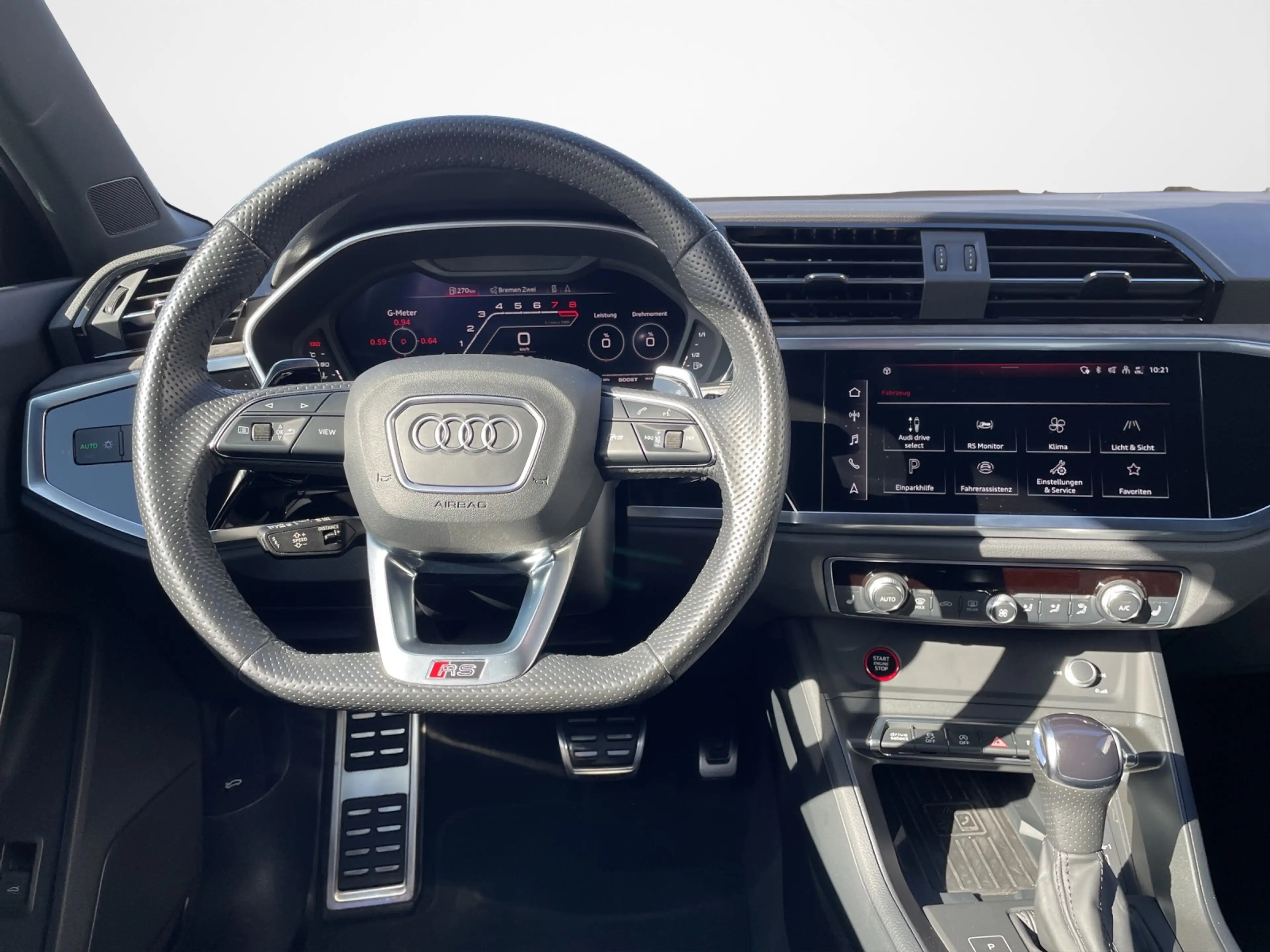 Audi RS Q3 2.5 TFSI S tronic quattro — photo 8