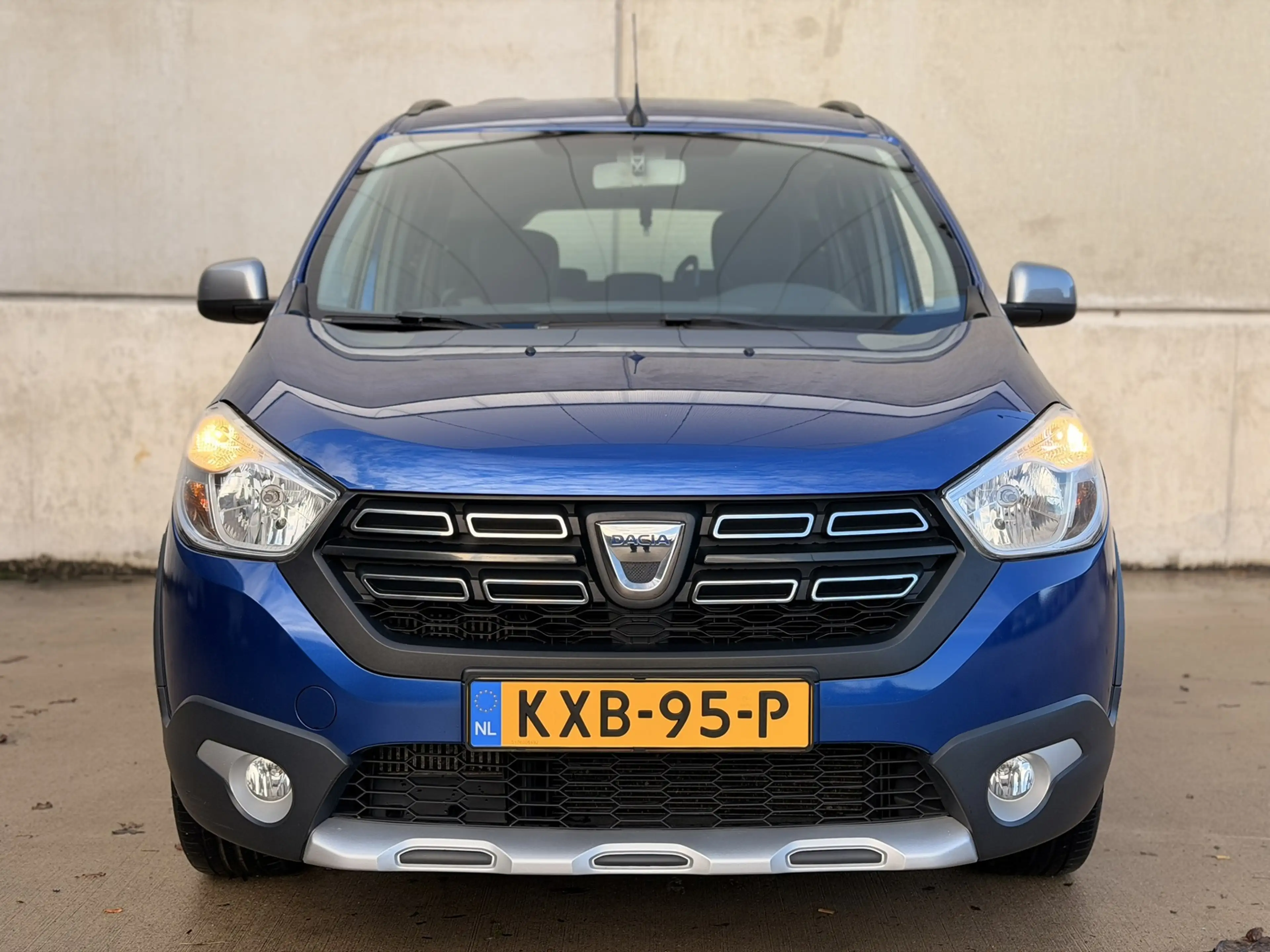 Dacia Lodgy 1.3 TCe Stepway 7P CarPlay Cruise 3x isofix Stoelv — photo 9