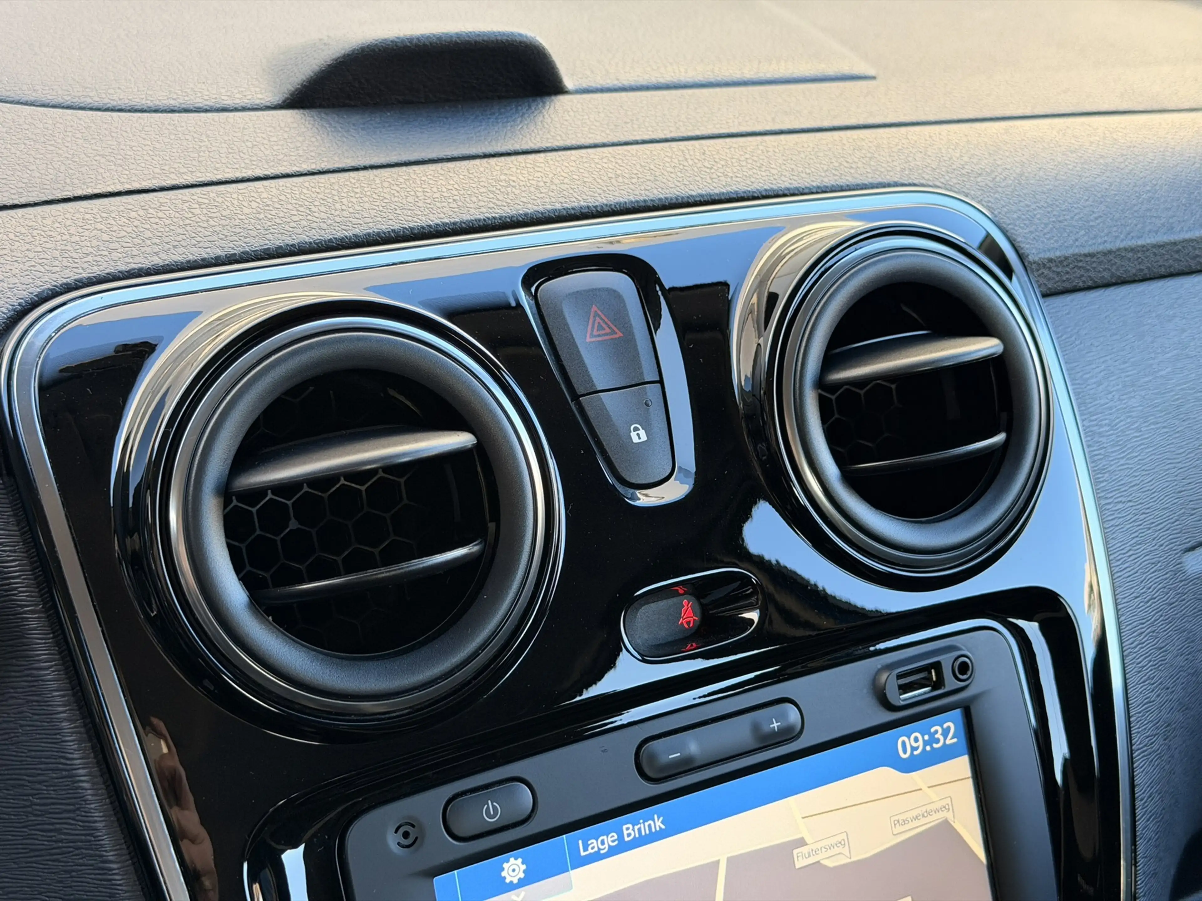 Dacia Lodgy 1.3 TCe Stepway 7P CarPlay Cruise 3x isofix Stoelv — photo 26