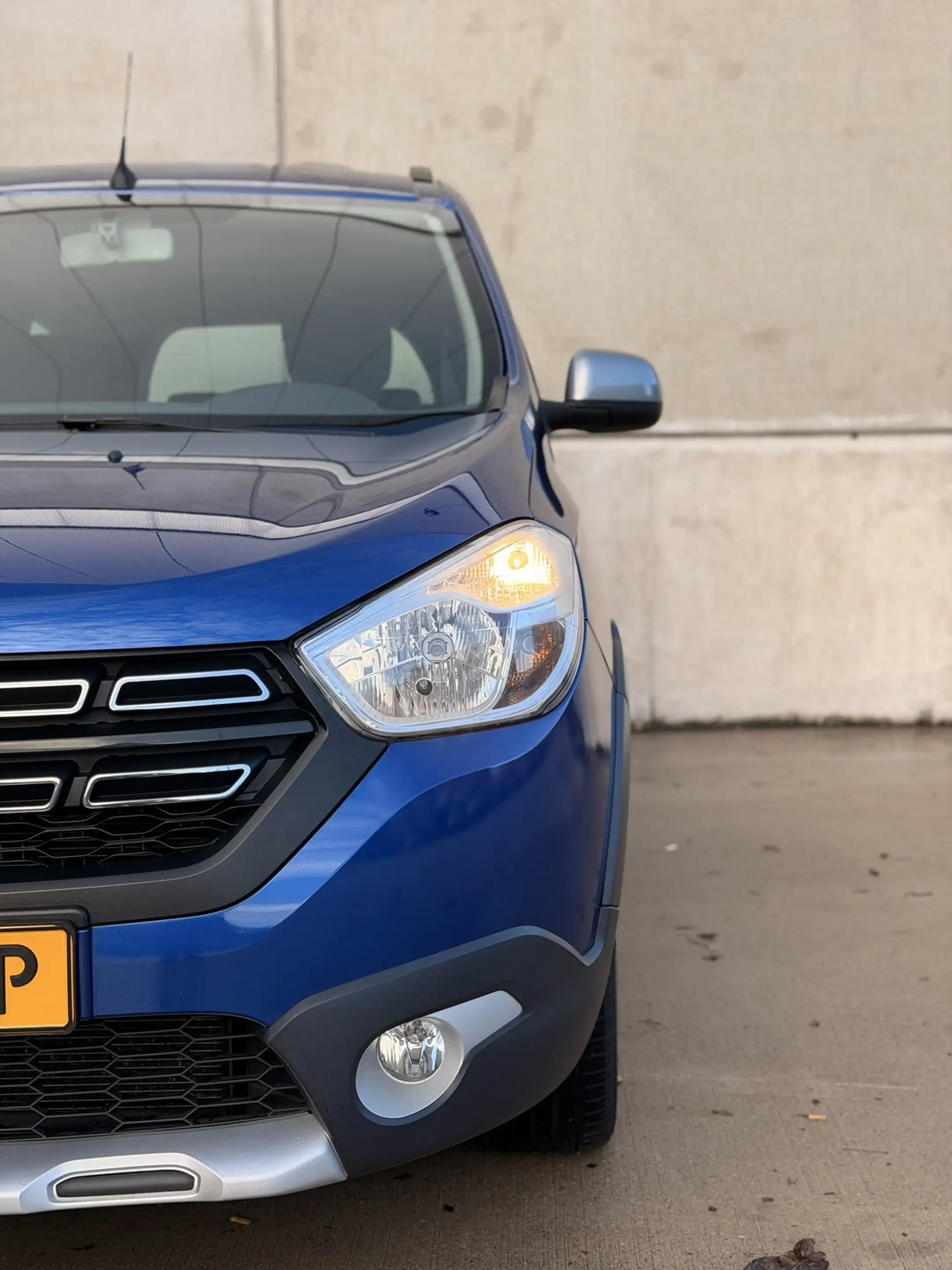 Dacia Lodgy 1.3 TCe Stepway 7P CarPlay Cruise 3x isofix Stoelv — photo 34
