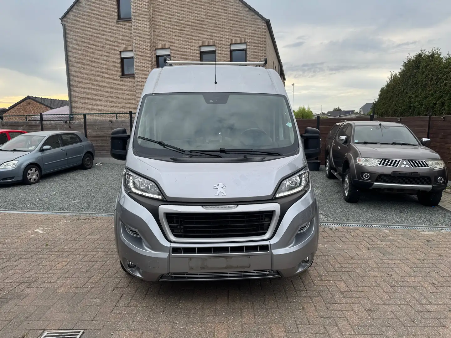 Peugeot Boxer 2.3 l2h2 Argent - 2