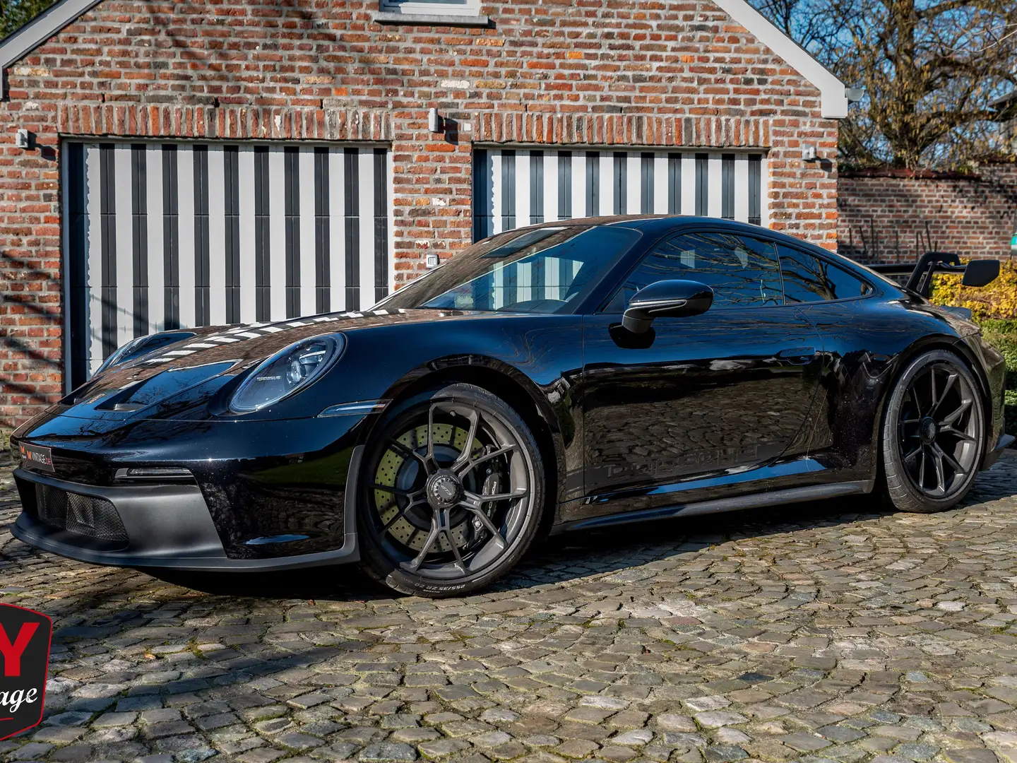 Porsche 992 -911 GT3 4.0 Turbo PDK crna - 2