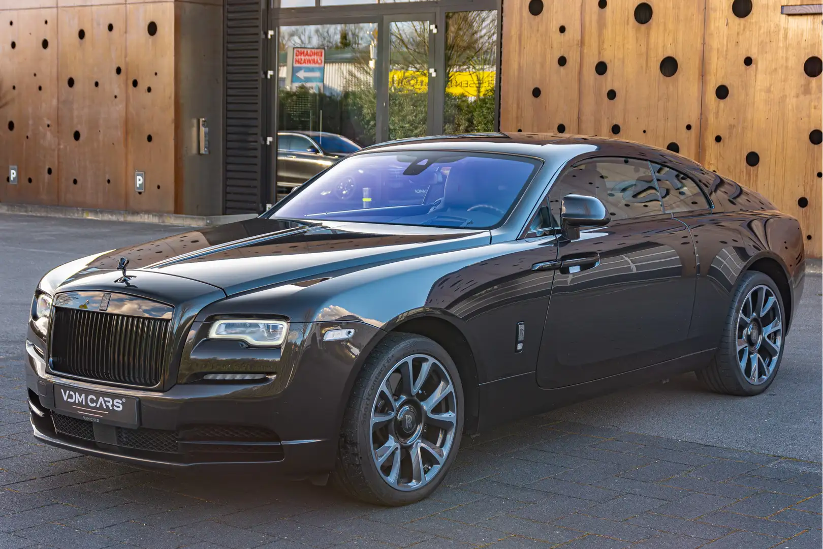 Rolls-Royce Wraith 6.6 V12 | MASSAGE | BESPOKE | DRIVE ASSIST+ | Grau - 2