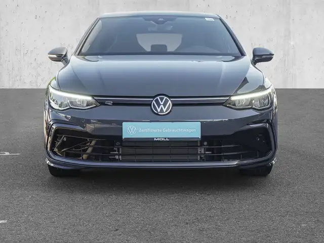 Volkswagen Golf view 3