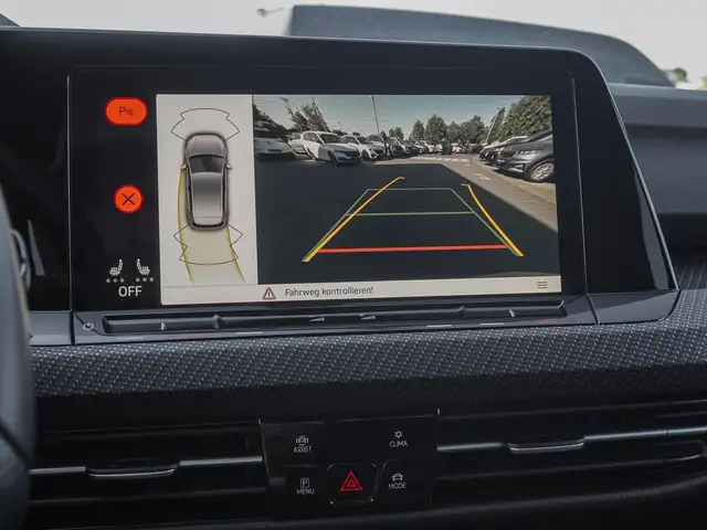 Volkswagen Golf view 13