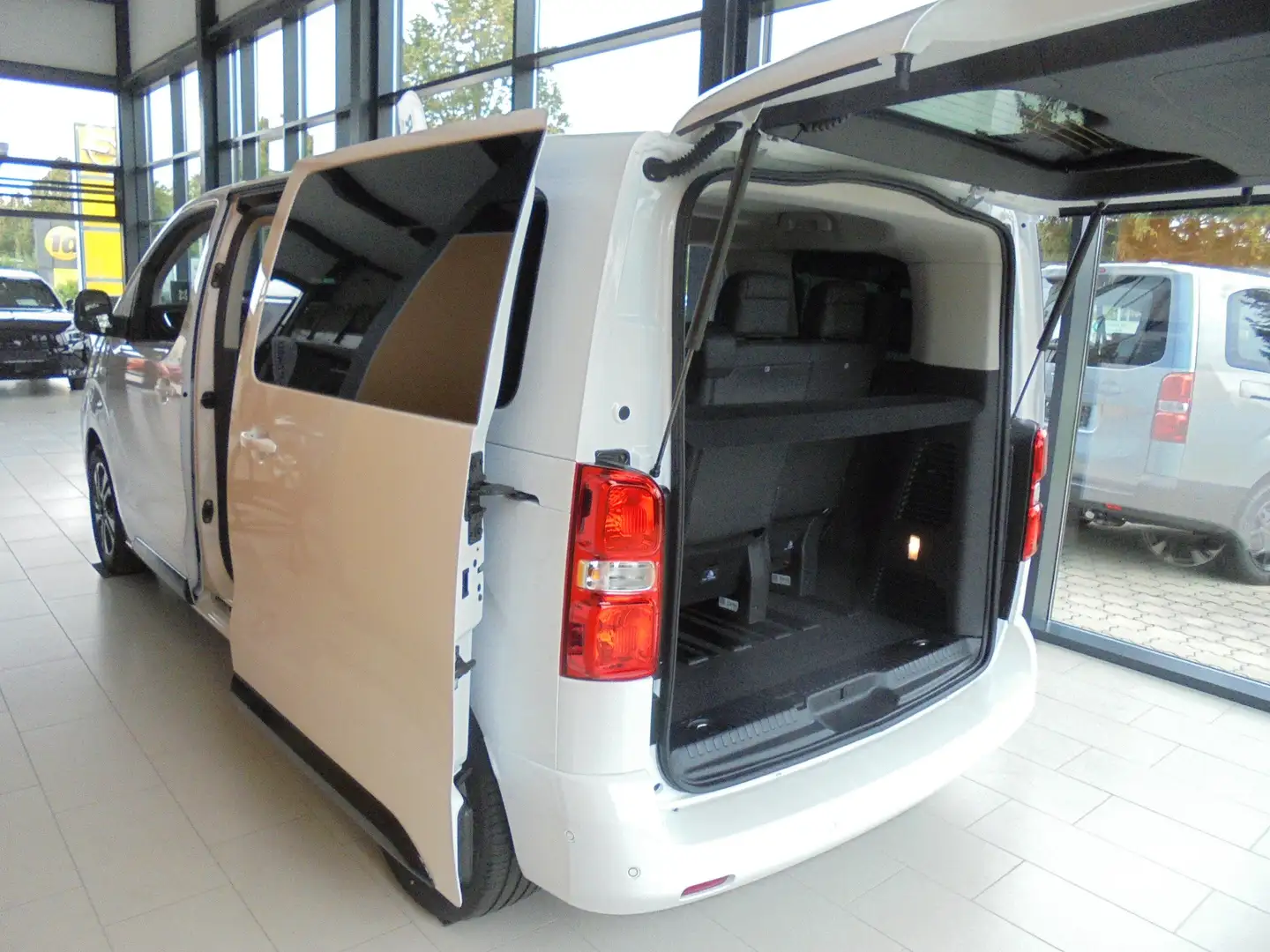 Opel Zafira Life GS (L2) Panoramadach Leder Standheizung AHK - 2