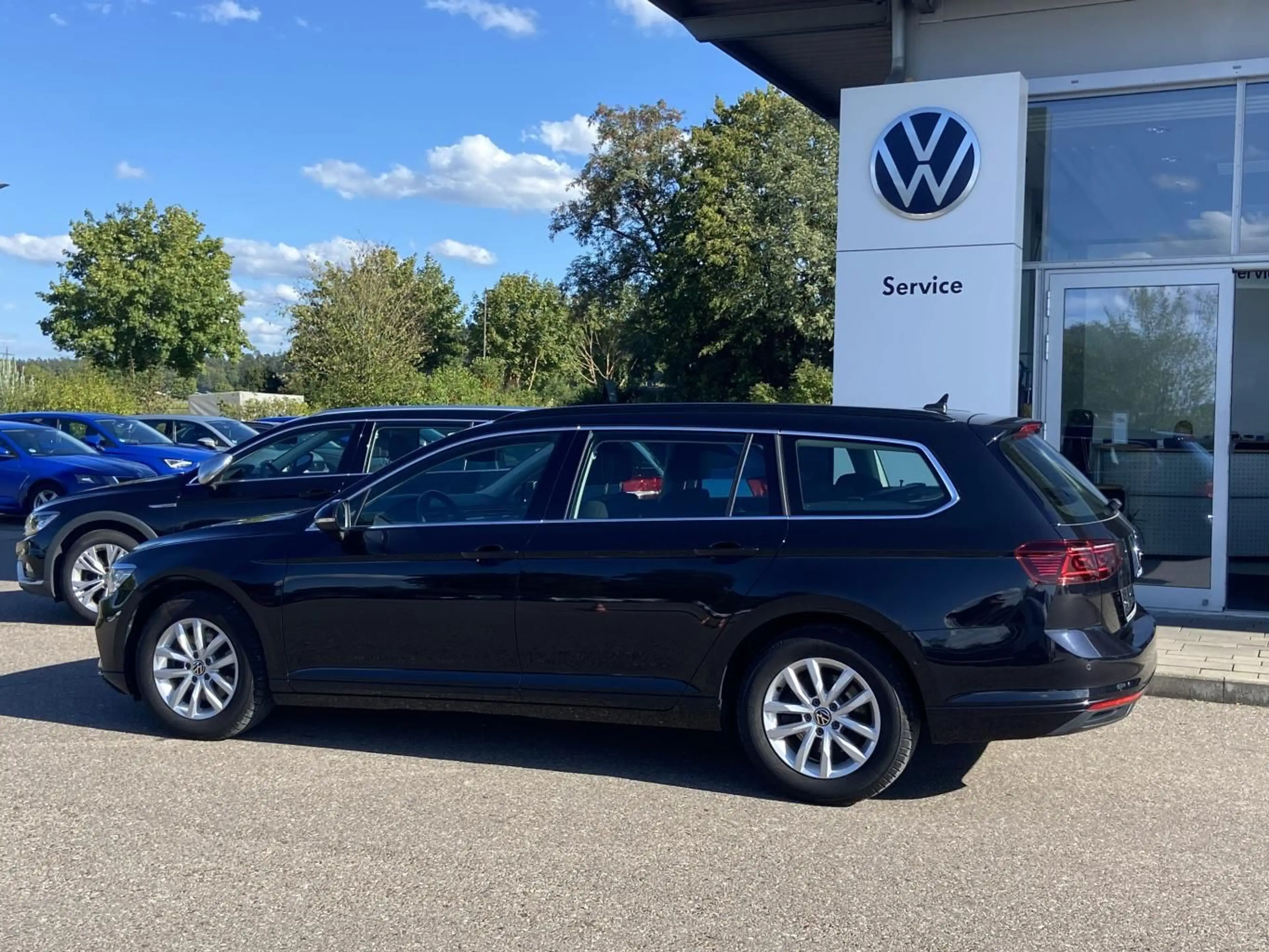 Volkswagen Passat Variant 2.0 TDI DSG Business APP-CONNECT+ — photo 3