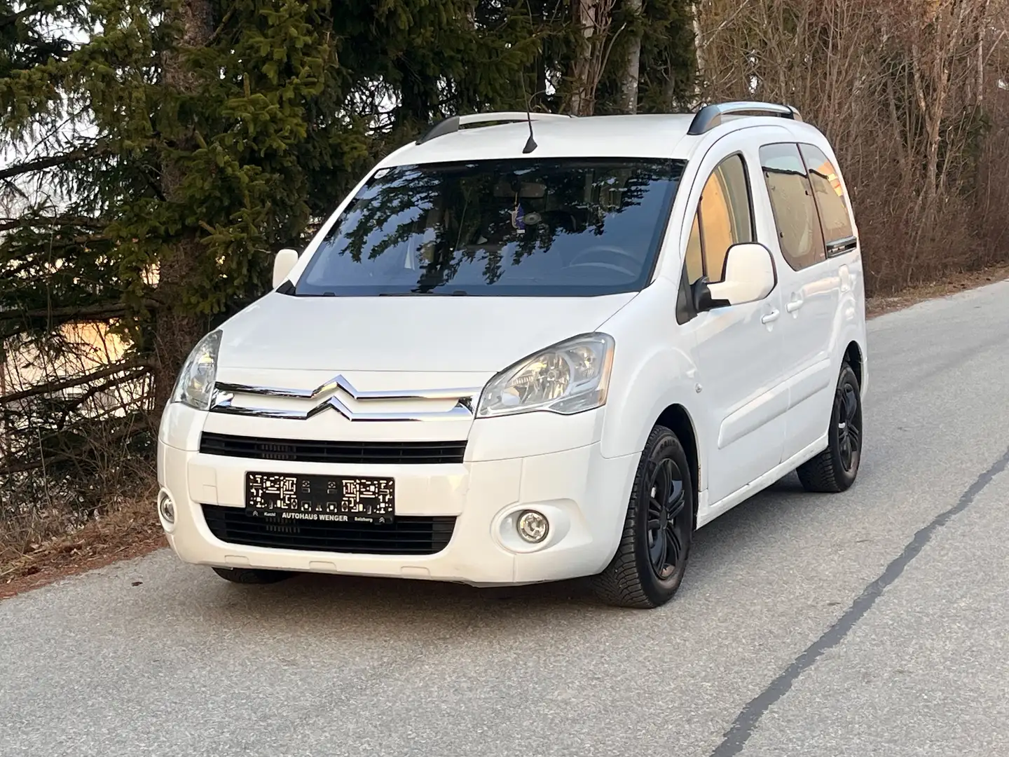 Citroen Berlingo Multispace 7 Sitze  mit Pickerl Weiß - 1