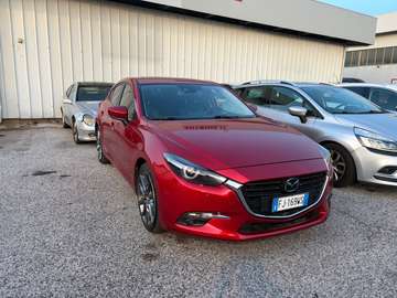 Mazda3 1.5 Skyactiv-D Exceed