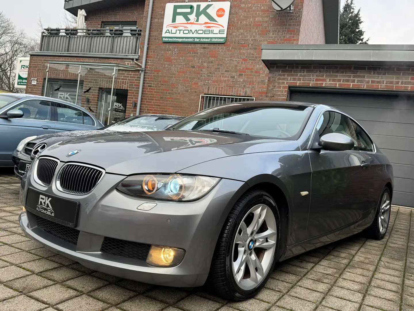 BMW 325 325i Coupe Gris - 1