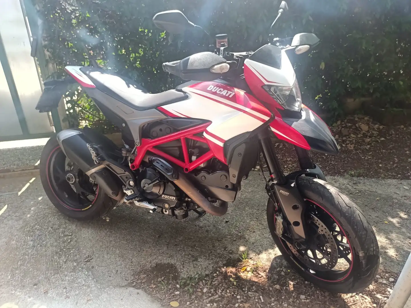Ducati Hypermotard 821 SP - 1