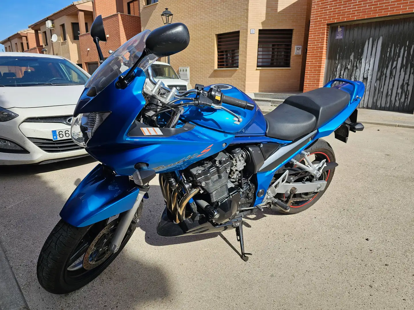 Suzuki Bandit 650 S Azul - 2