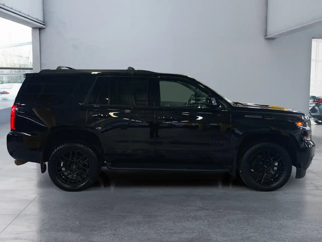 Chevrolet Tahoe снимка Chevrolet Tahoe
