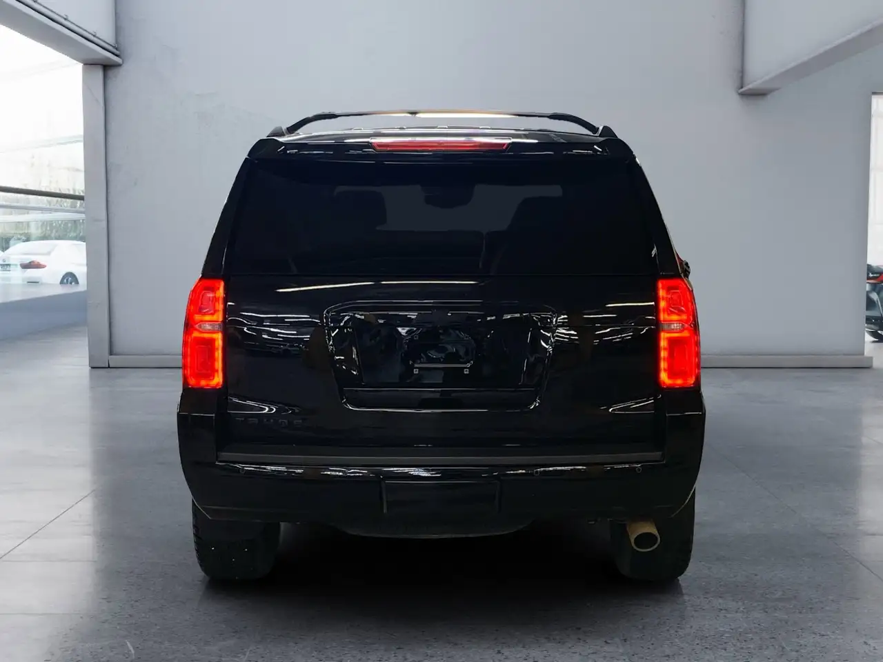Chevrolet Tahoe снимка Chevrolet Tahoe