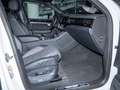 Volkswagen Touareg 3.0 V6 TDI R-Line 4M Black Pano Standhzg Weiß - thumbnail 3