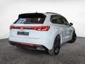 Volkswagen Touareg 3.0 V6 TDI R-Line 4M Black Pano Standhzg Weiß - thumbnail 4