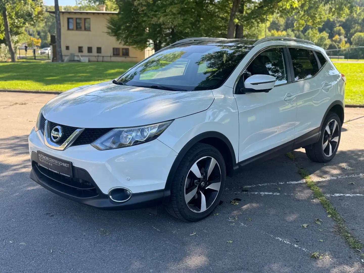 Nissan Qashqai Tekna m. NAVI*KAMERA*SCHIEBEDACH Blanc - 2