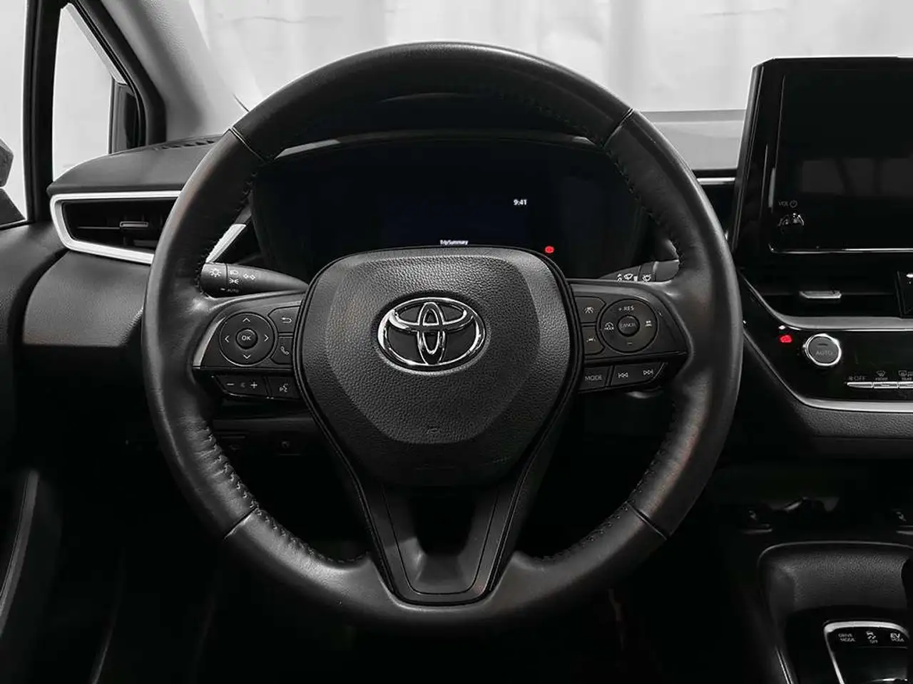 Toyota Corolla снимка Toyota Corolla