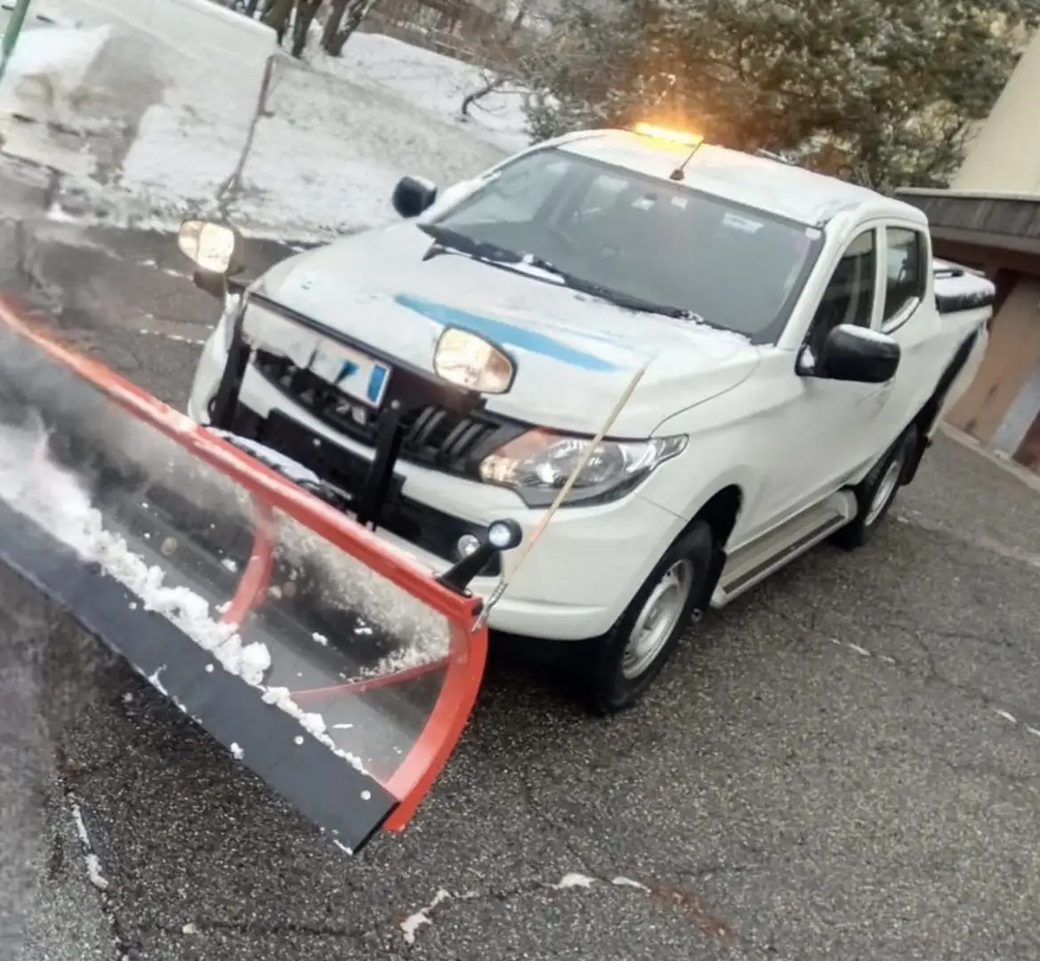 Mitsubishi L200 L 200 2,4 DI-D 4WD Doppelkabine Work Edition Weiß - 1