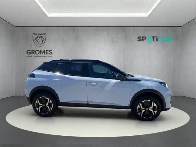 Peugeot 2008 view 2