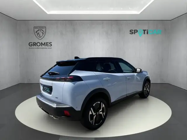 Peugeot 2008 view 3
