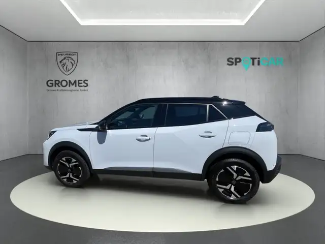 Peugeot 2008 view 6