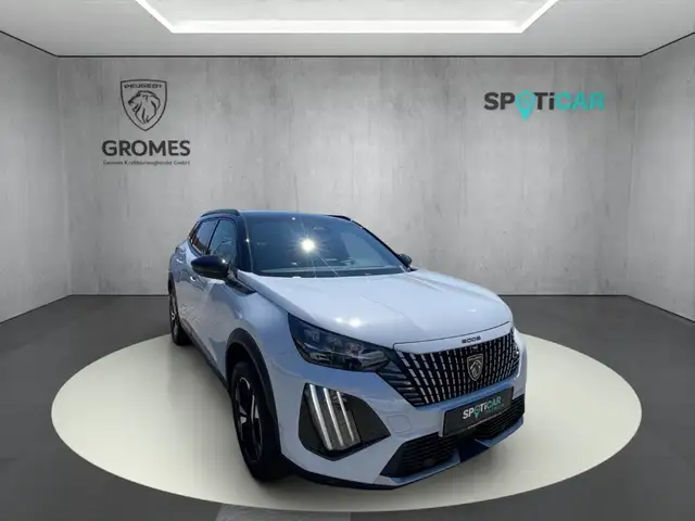 Peugeot 2008 main image