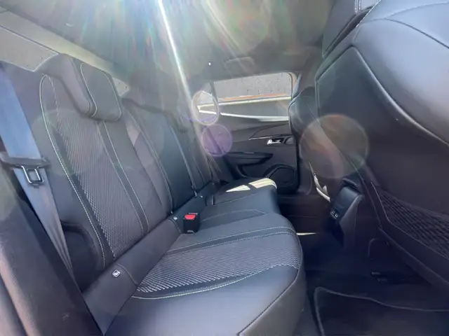 Peugeot 2008 view 14