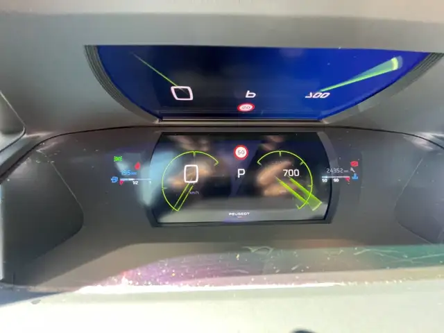 Peugeot 2008 view 15