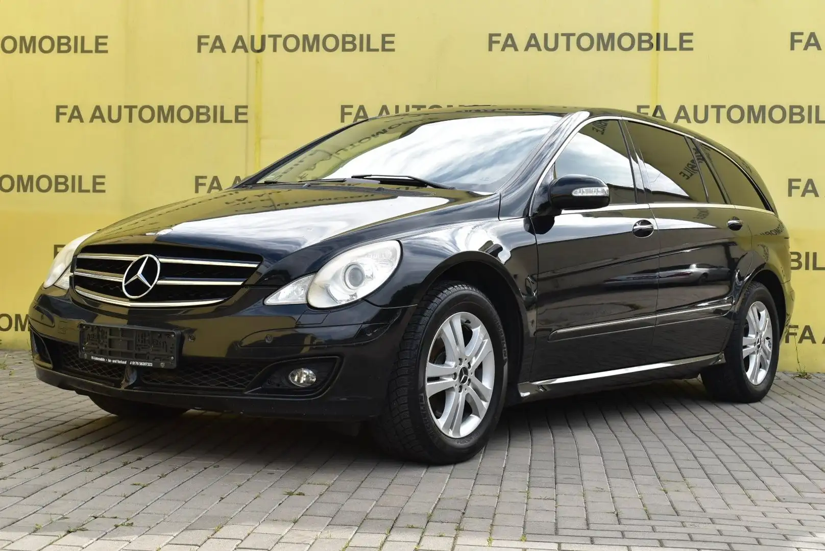Mercedes-Benz R 500 L 4Matic/LEDER/6 SITZE/COMAND/AHK/SHZx4/ Schwarz - 1