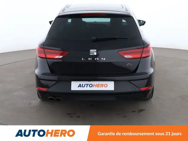 Seat Leon view 5