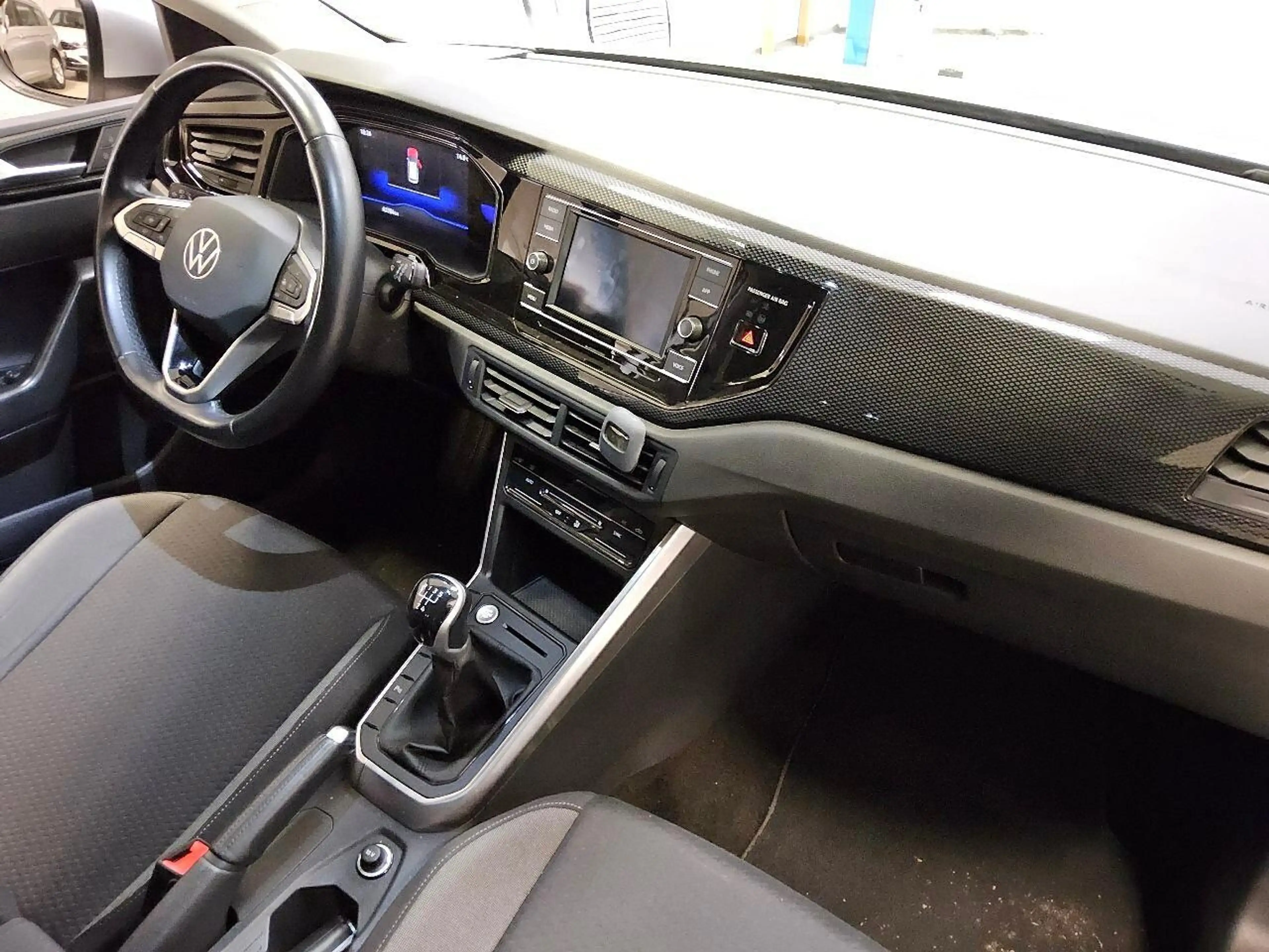 Volkswagen Taigo 1.0 TSI Life LED|R-Kam.|Virtual|ACC|PDC — photo 6