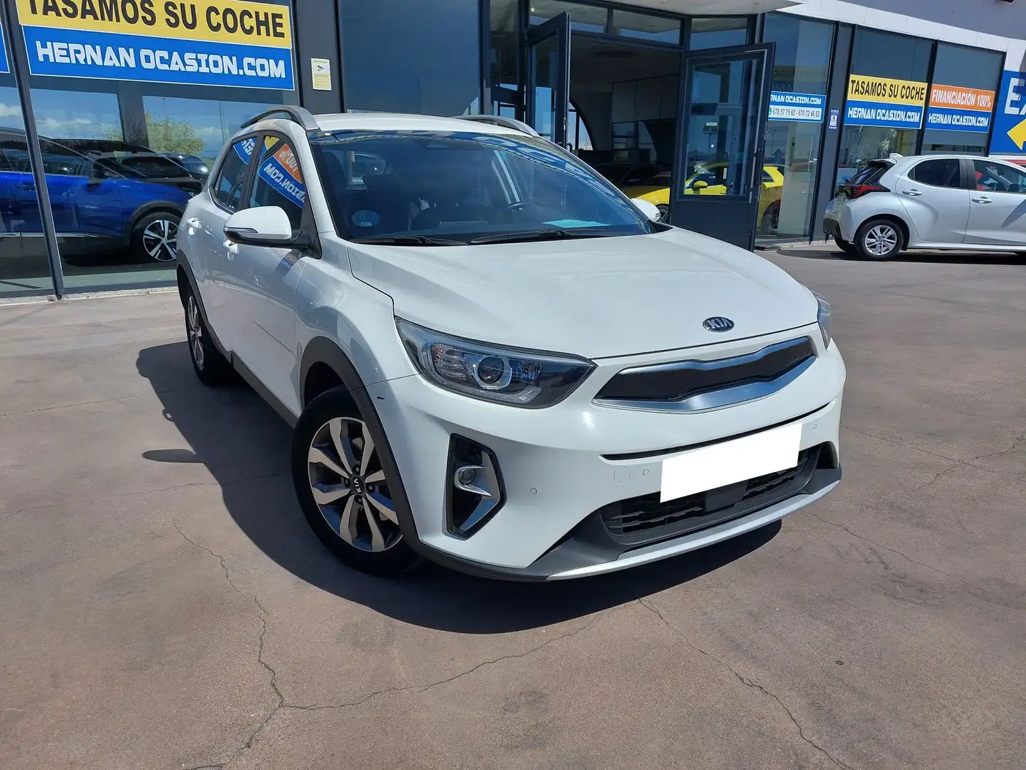 Kia Stonic 1.0 T-GDi MHEV Drive 100 Blanco - 1