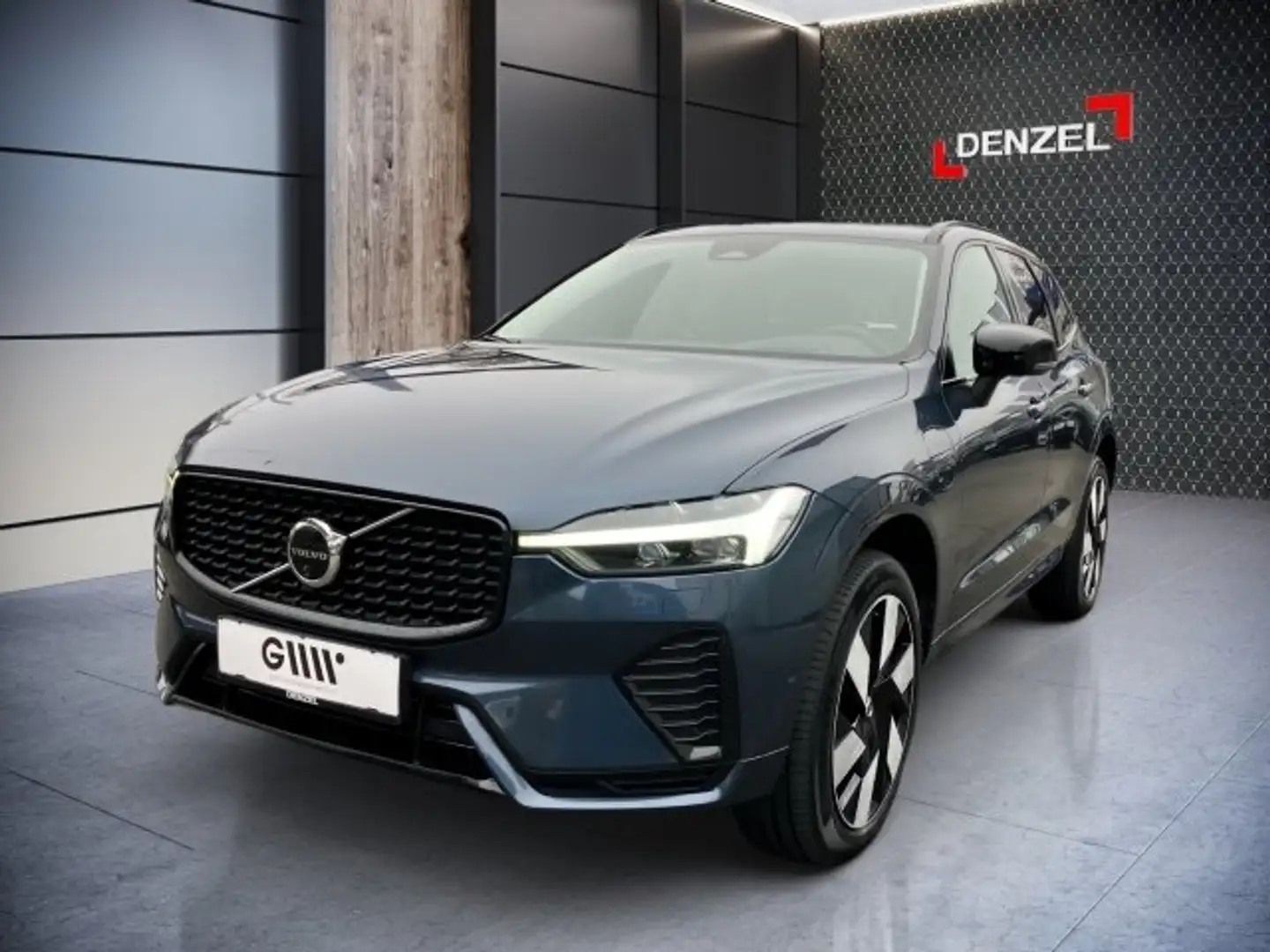 Volvo XC60 Ultra, T6 Plug-in Hybrid, Elektrisch/Benzin, Dark Blau - 2