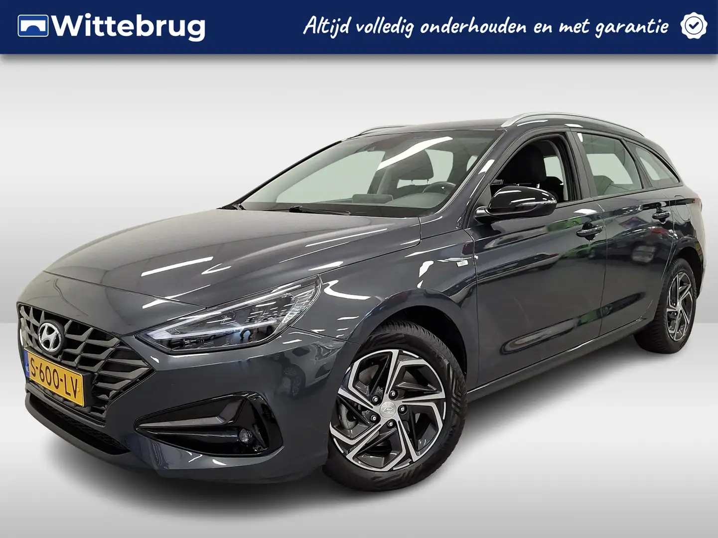 Hyundai i30 Wagon 1.0 T-GDi MHEV Comfort Smart Navigatie Parke Grijs - 1