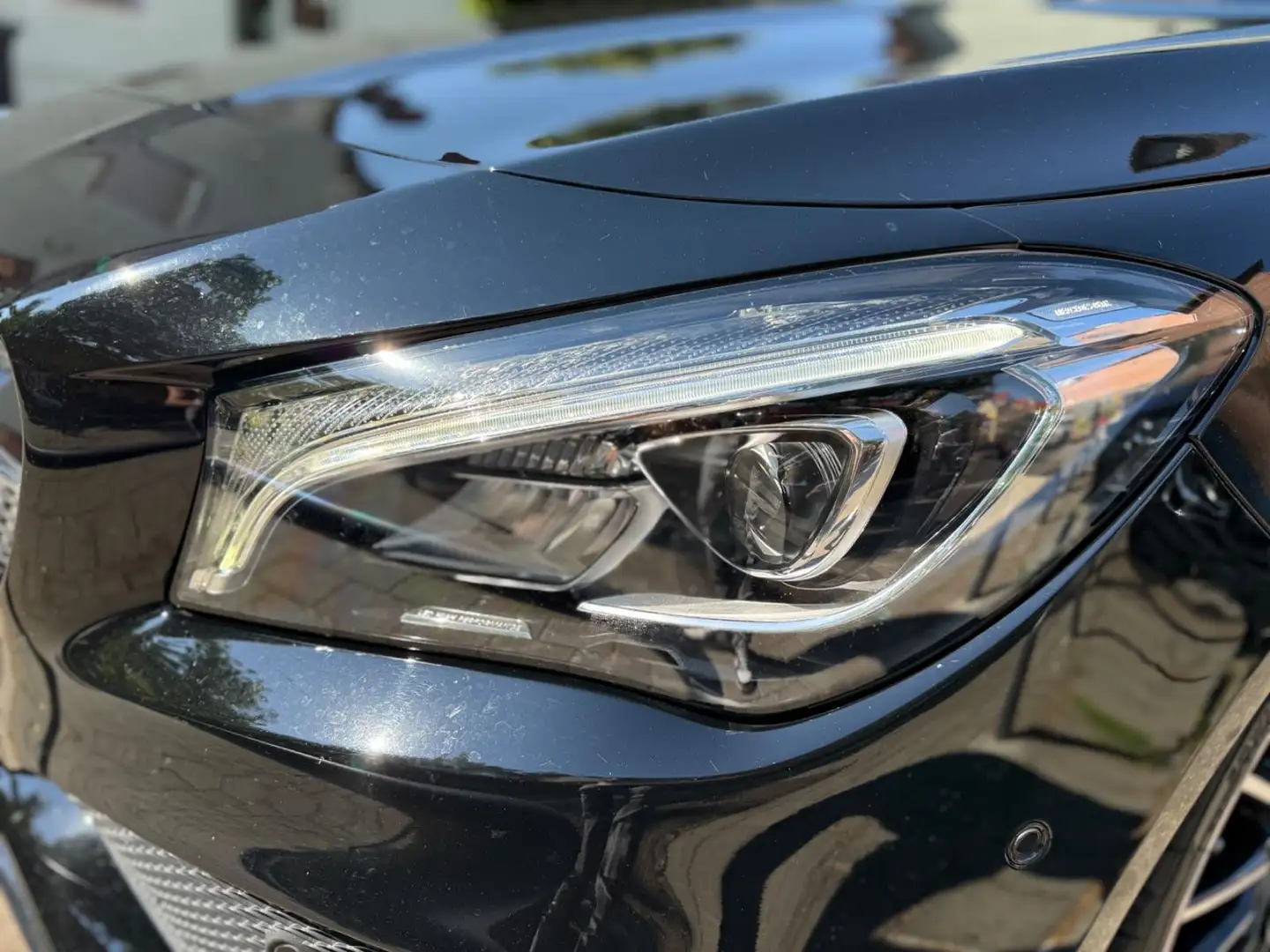 Mercedes-Benz CLA 200 *TÜV NEU*PANO*KAM*KYLESS* Černá - 2