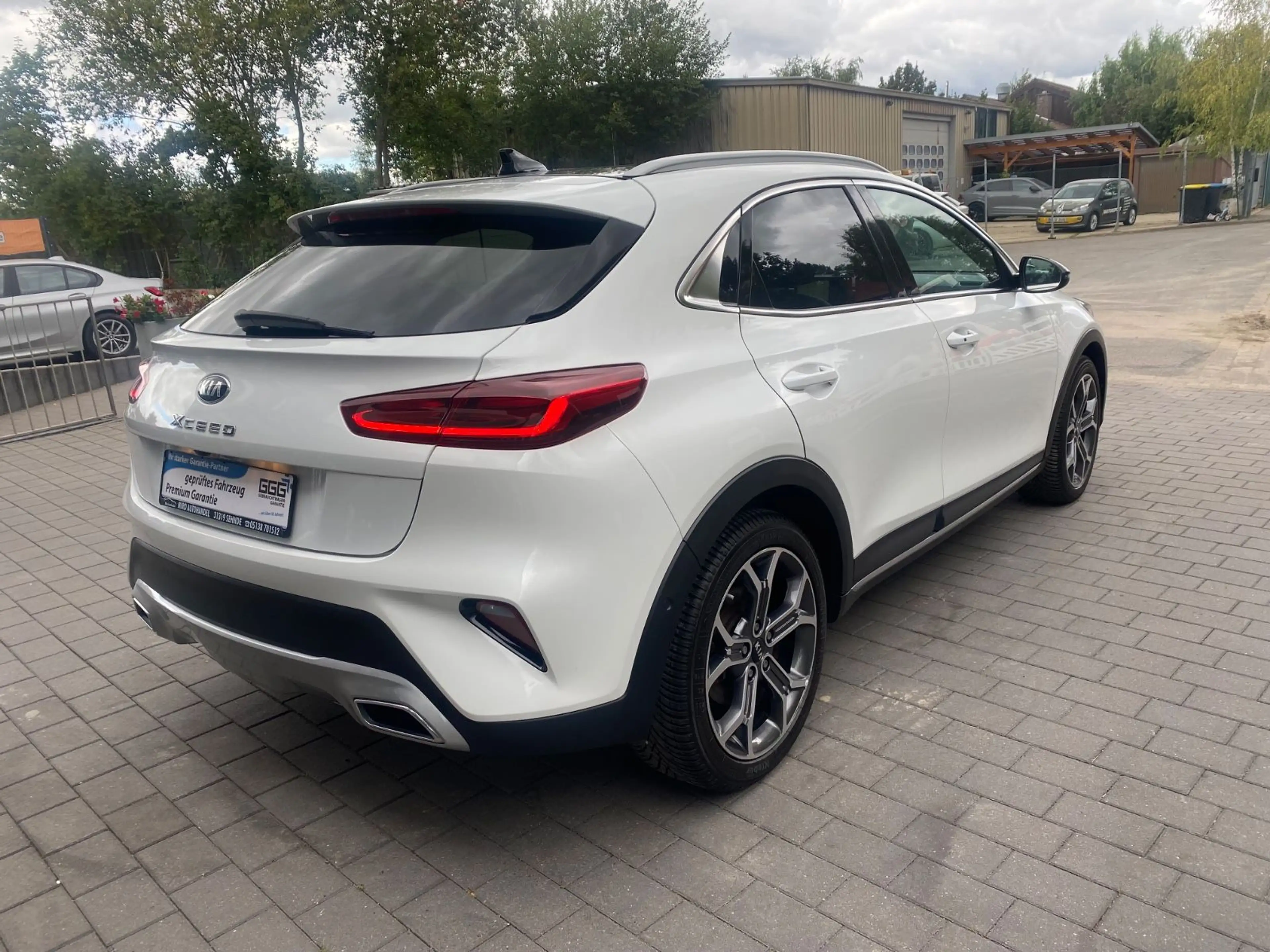 Kia XCeed Platinum Edition Plug-in Hybrid — photo 8